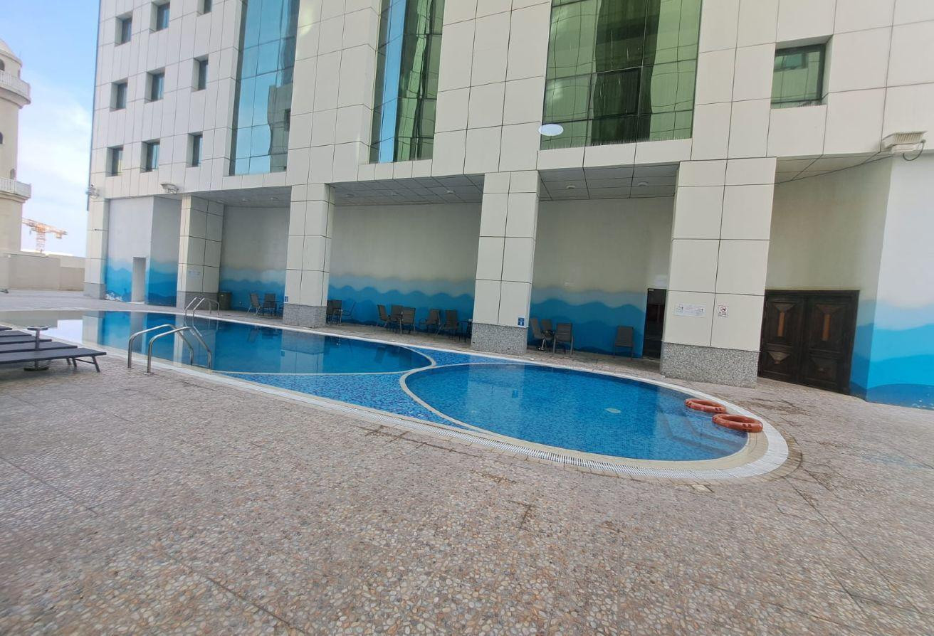 HUGE 3BHK | SEA VIEW + 2 BALCONIES | Family APT