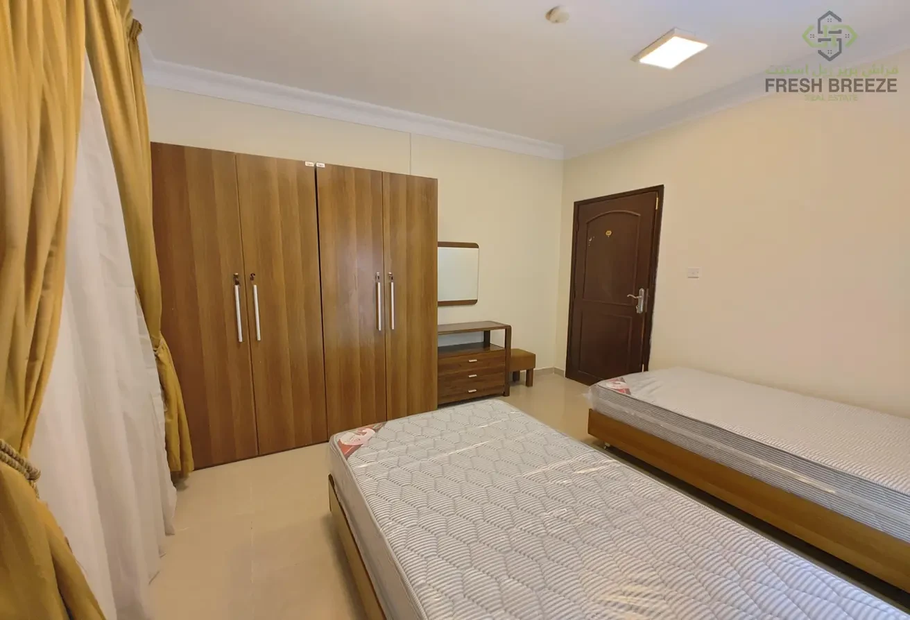 3 BHK Fully Furnished For Families Near Metro - Apartment in Umm Ghuwailina 4