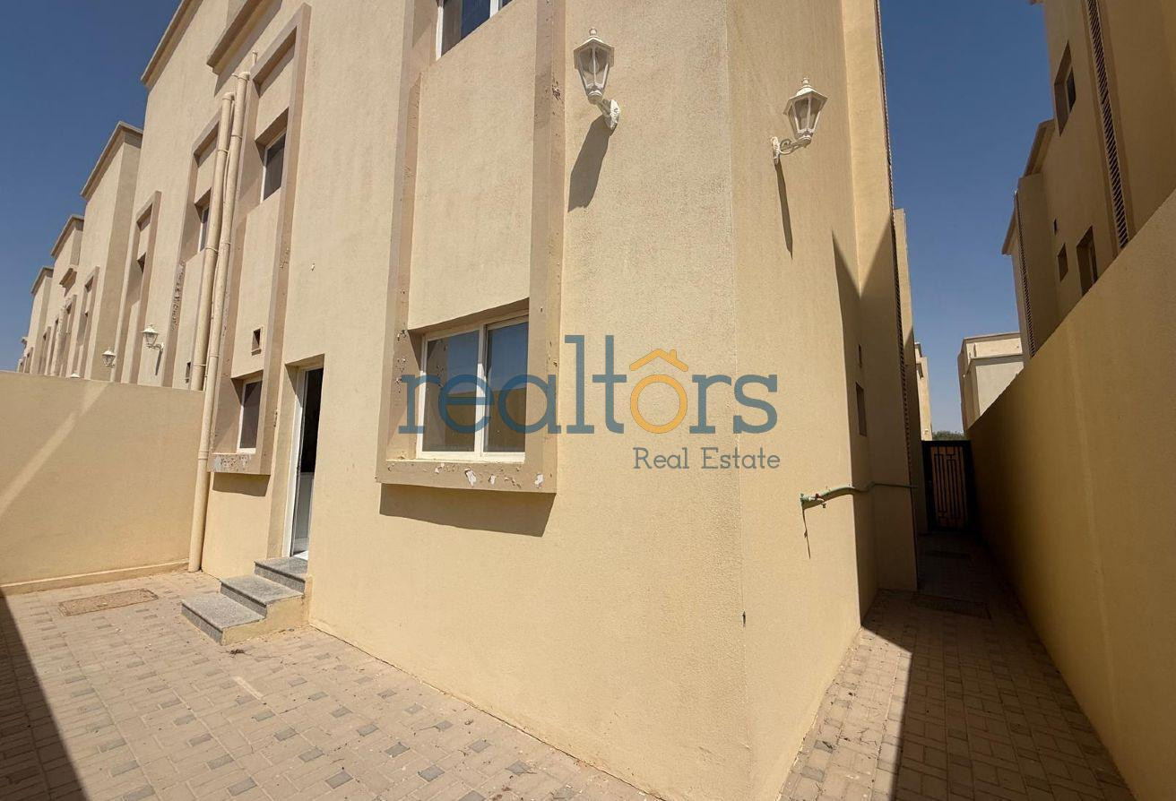 Elegant 6 BR Villa in Sakhama For Sale - Compound in Al Sakhama