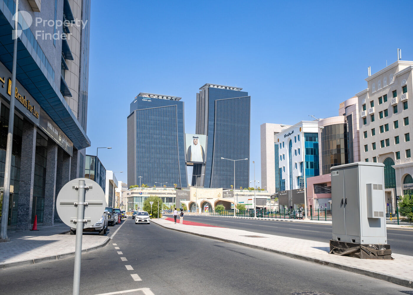 SPACIOUS UNFURNISHED 3BHK APARTMENT - AL SADD - Apartment in Al Sadd