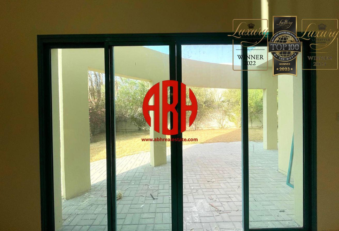 EXCLUSIVE 4-BDR + MAID VILLA | LUXURY AMENITIES