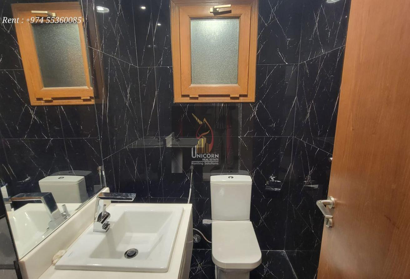 Fox Hills | 1 Bedroom FF | With Amenities - Apartment in FOX HILLS A13