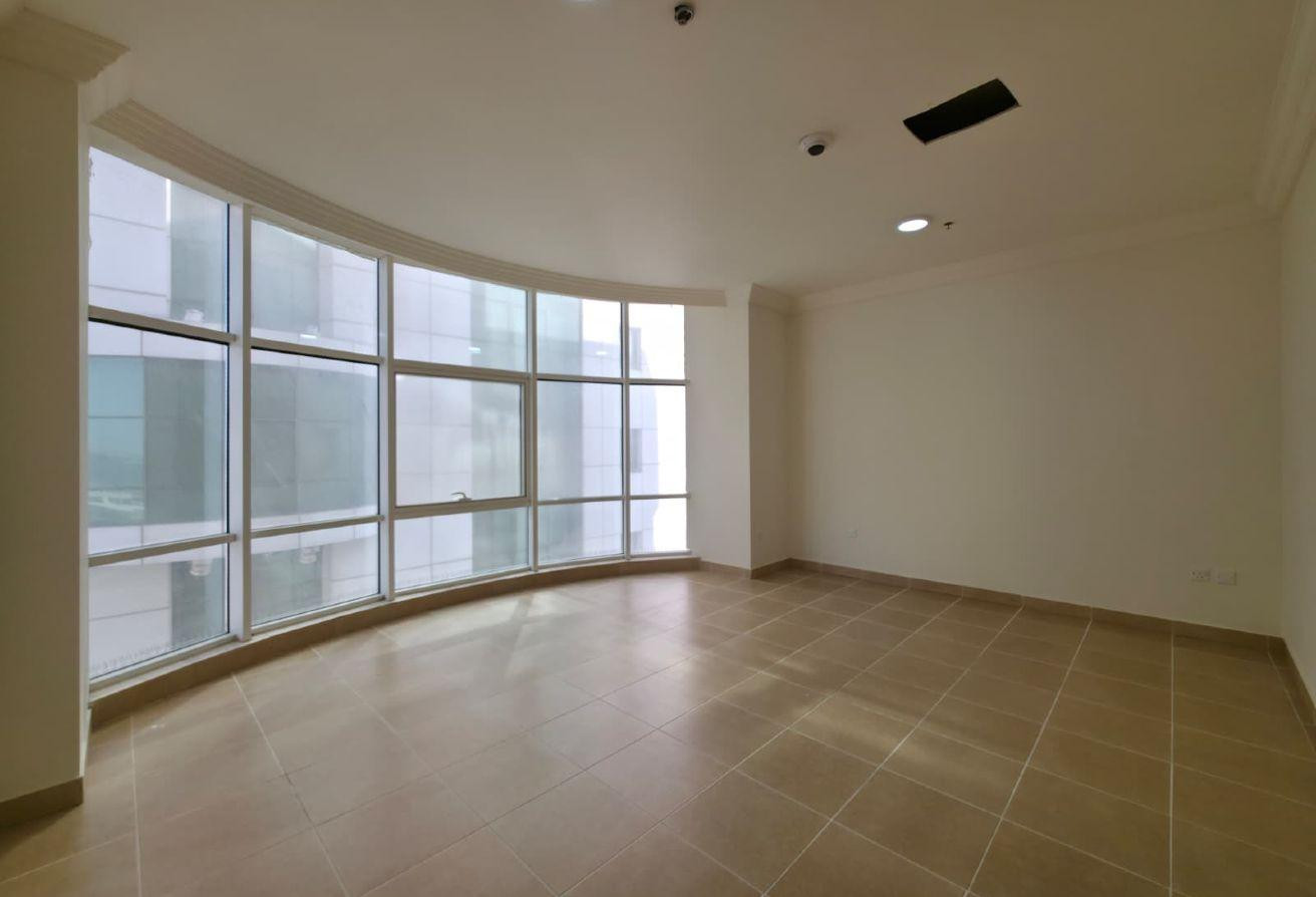 specious UF 3Bhk in the cornish 7200+2month free - Apartment in Doha