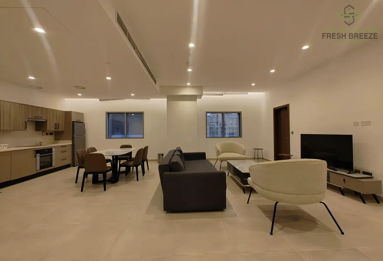 Fully Furnished 2BHK Including Bills Cornish - Apartment in Corniche Road