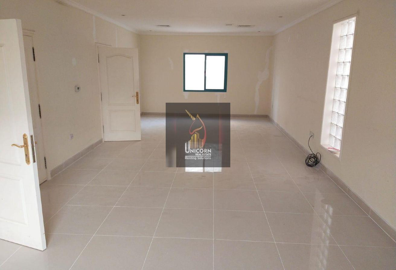 Big Front yard, SF 4 BHK +Maid RM+ Great Amenities - Compound Villa in Al Waab Street