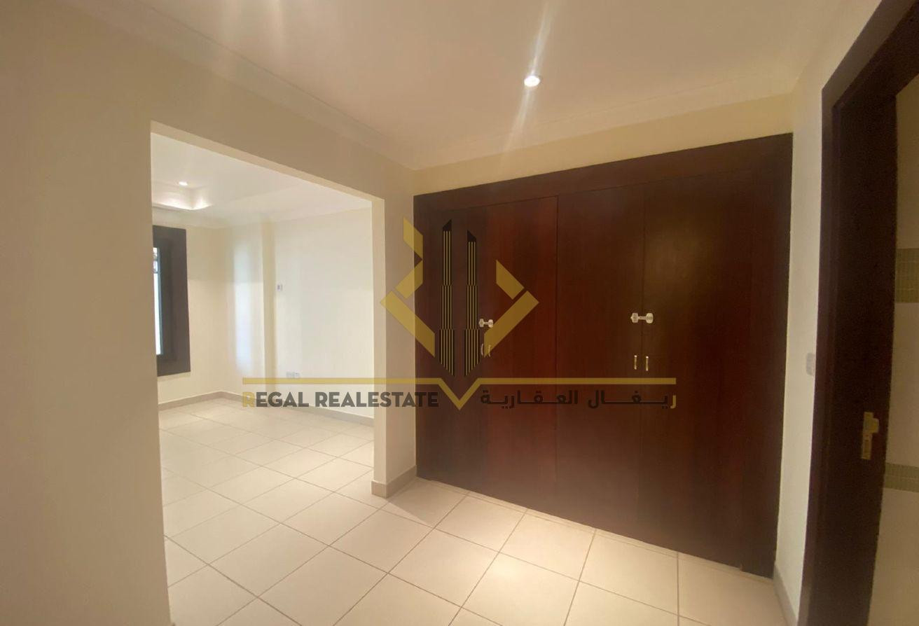 Semi-Furnished 1-Bedroom Apartment in Porto Arabia