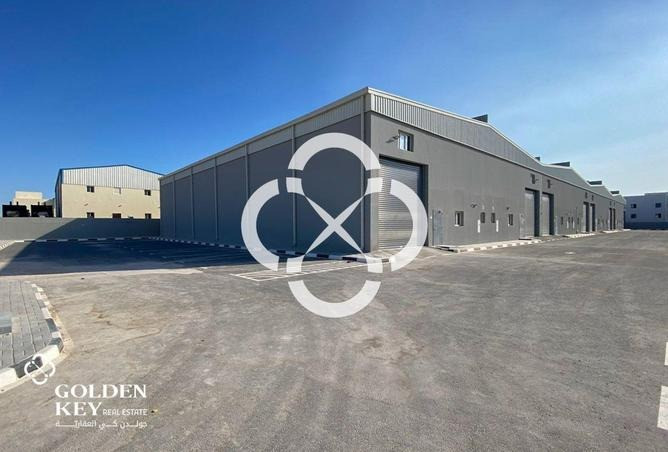 Brand New Workshop with Labor Rooms for Sale
