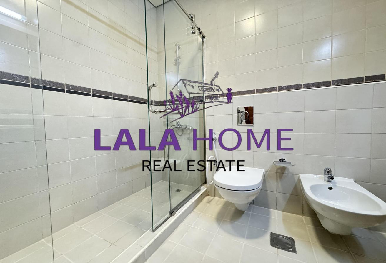 Spacious 3Bedrooms + Maid’s apartment