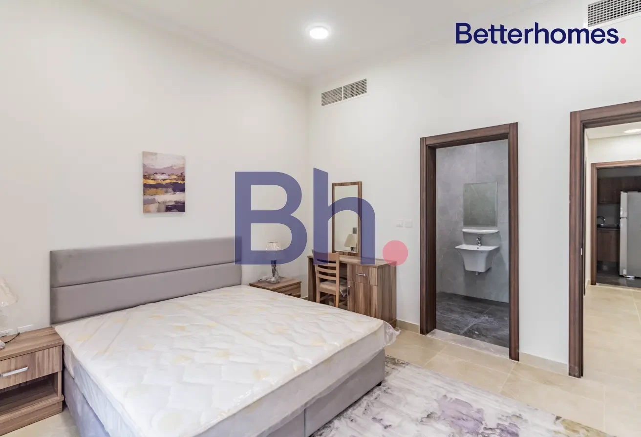 SPACIOUS | FULLY FURNISHED | PRIME LOCATION - Apartment in Al Waab Street