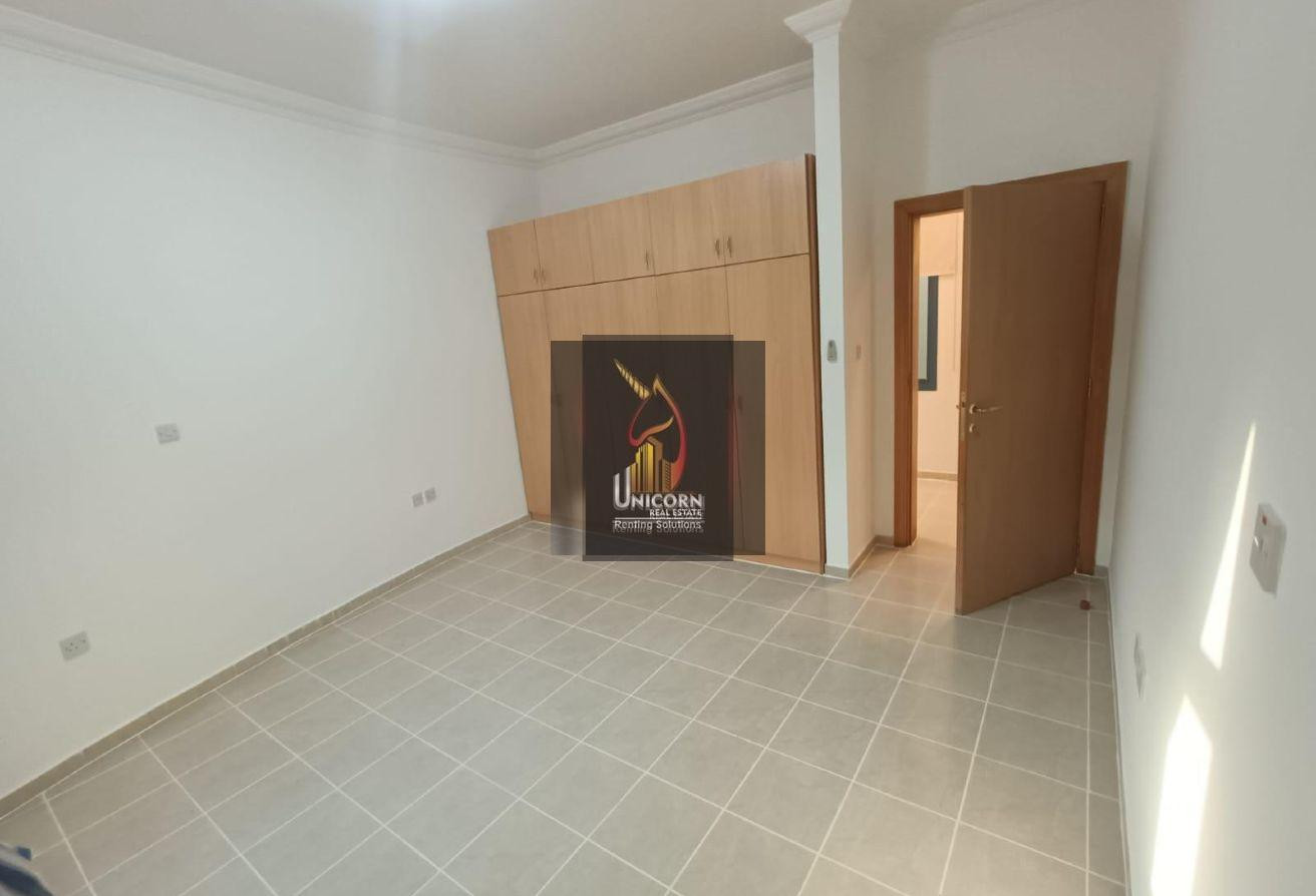 Cheap, Upscale SF 3 BHK + Maid Room + Amenities - Compound Villa in Al Waab Street