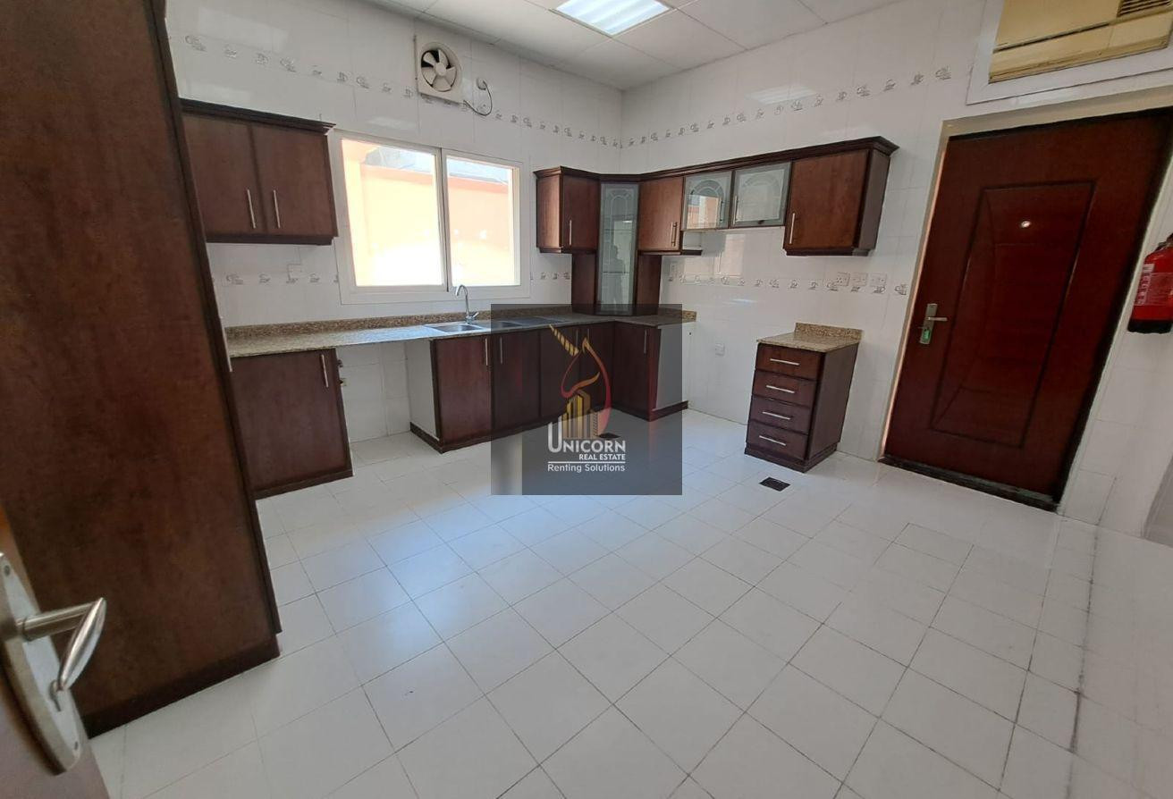 Best Price | 3BHK | Unfurnished | with Amenities - Compound Villa in Al Wakair