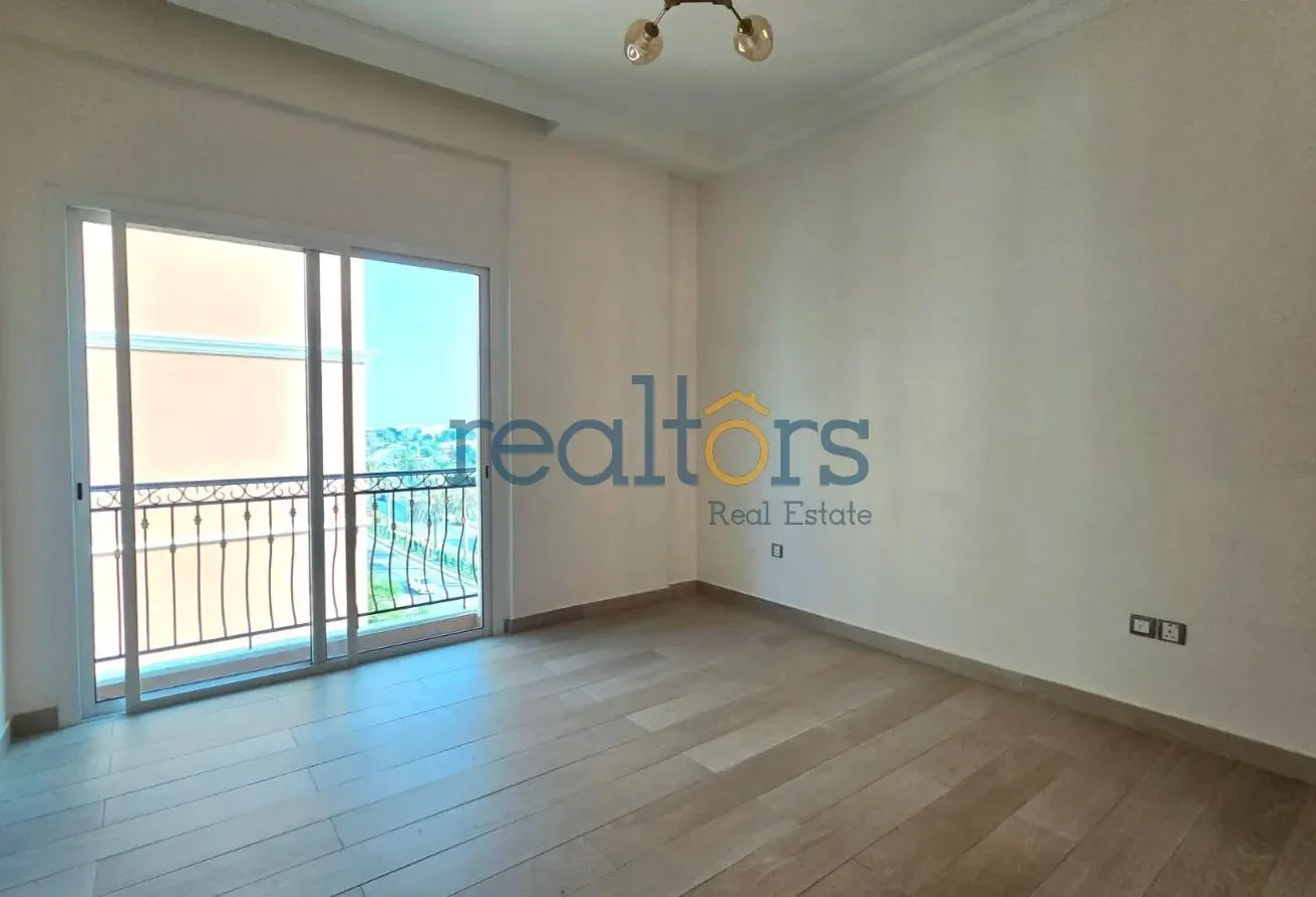 Spacious 3BHK, semi-furnished for rent The Pearl - Apartment in Giardino Village