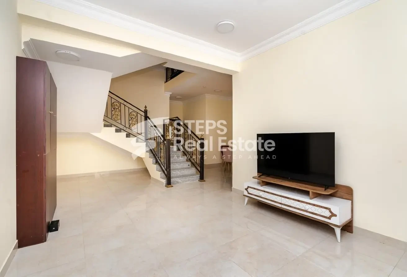 Premium Freehold Villa for Sale in Al Sakhama - Compound Villa in Al Sakhama