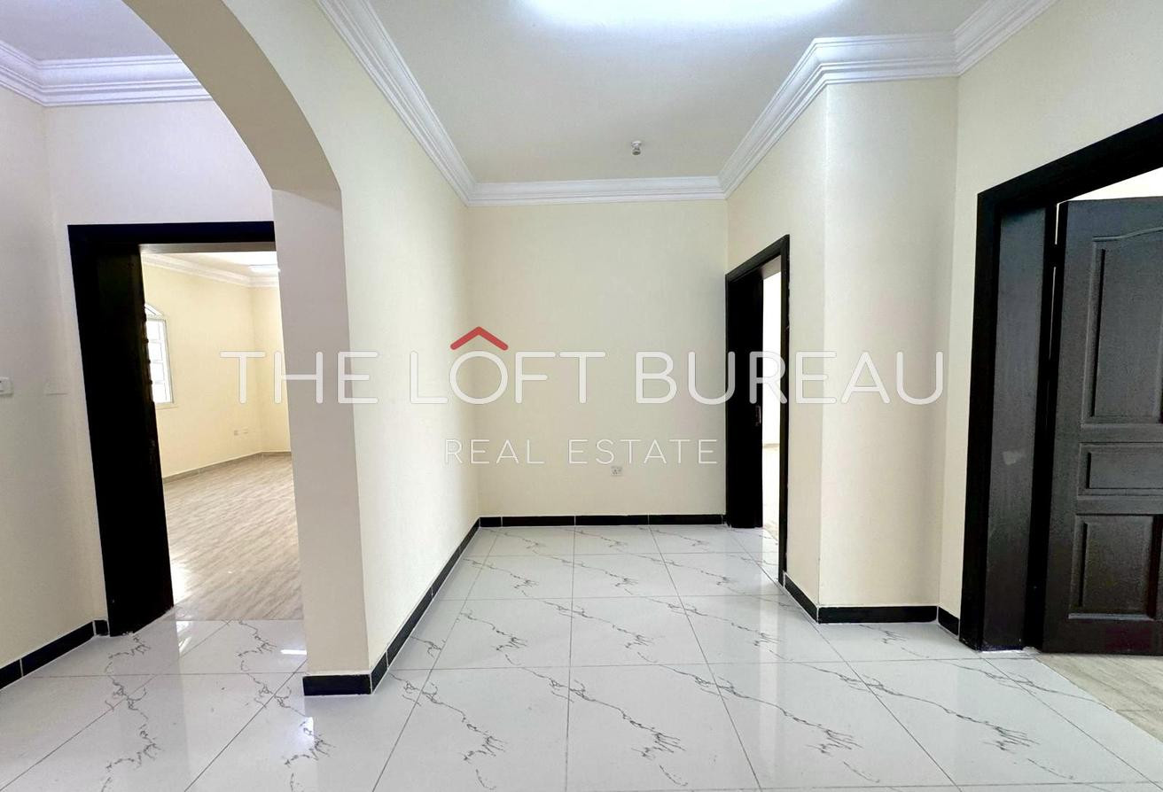 UF 5-Bedroom Villa for Rent in Ain Khaled - Villa in Ain Khaled Villas