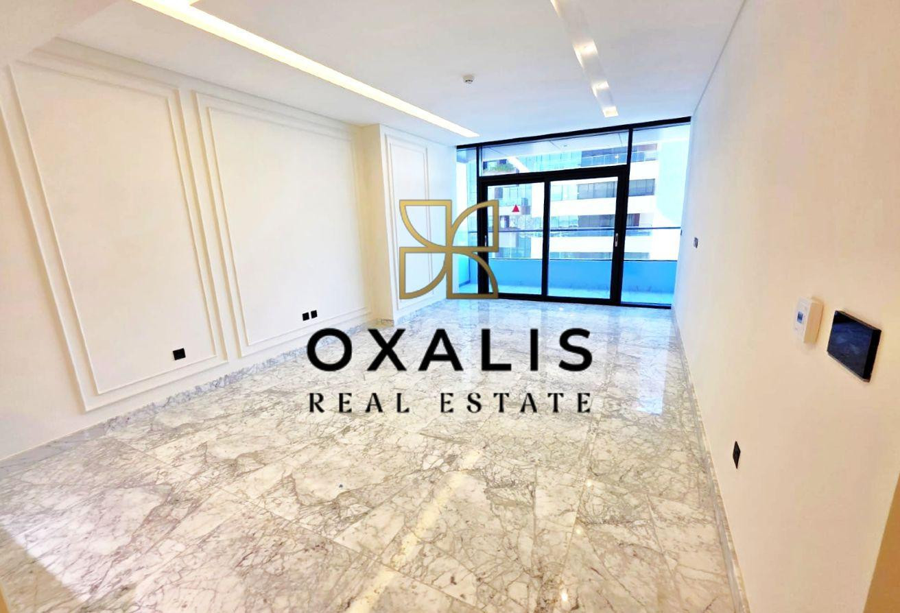 BRIGHT AND SPACIOUS 2 BHK + MAIDS ROOM | BALCONY - Apartment in Piazza 3