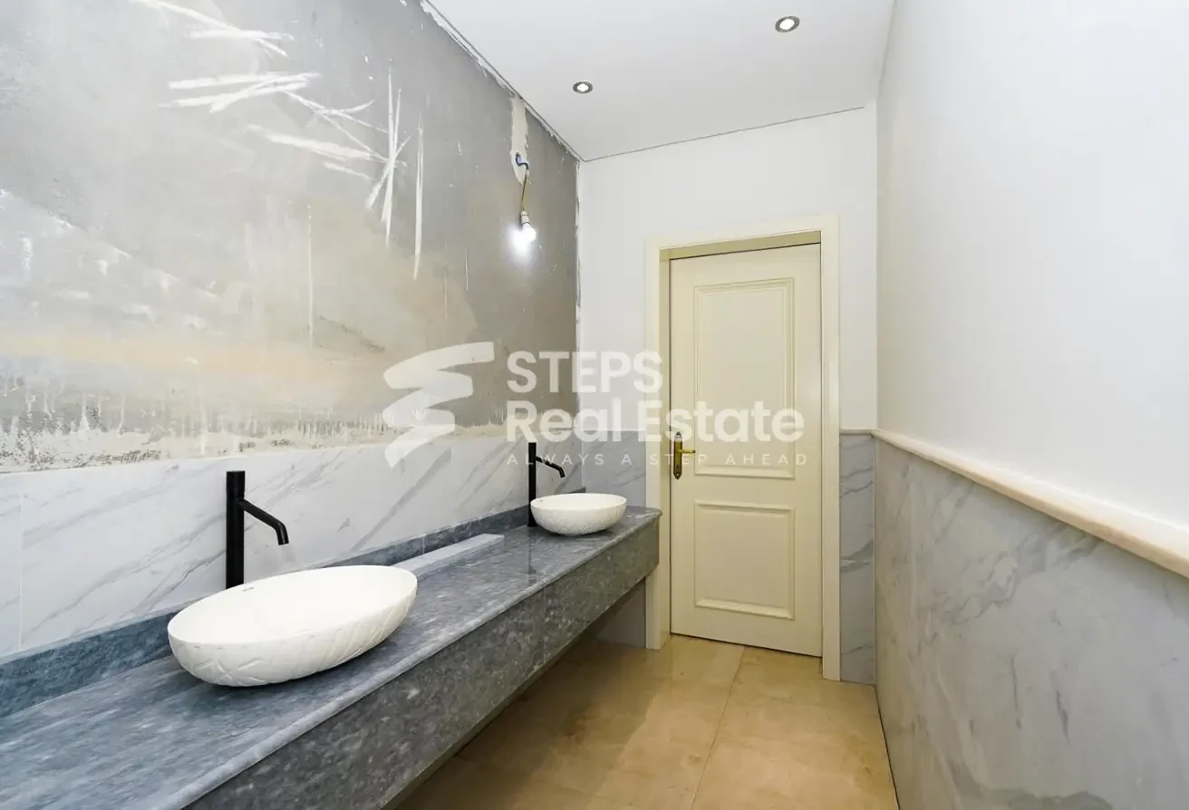 Luxurious 8 BHK Villa for Sale in Al Thumama - Villa in Al Hadara Street