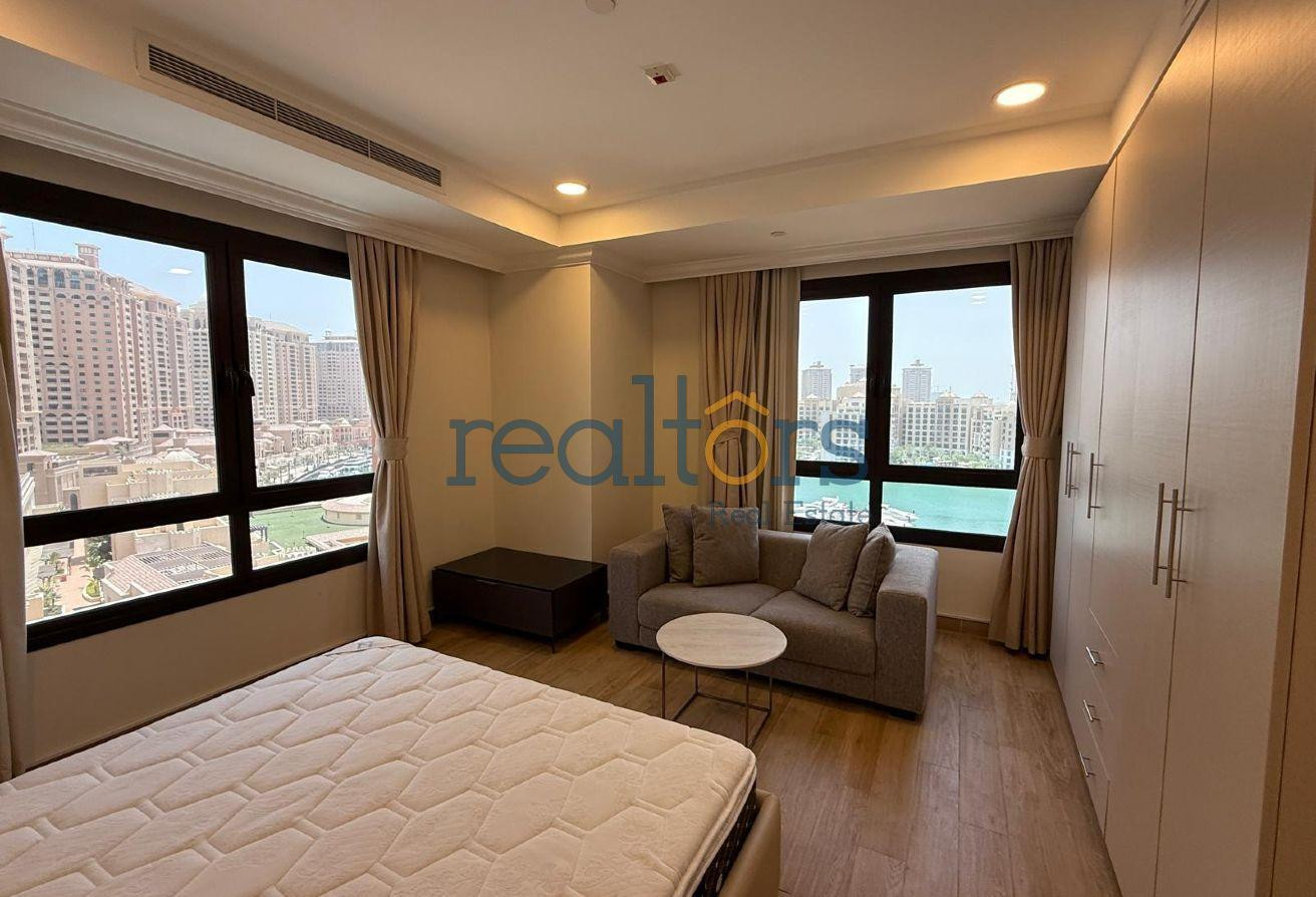 AMZ Price | Direct Marina 2-Bedroom Apartment
