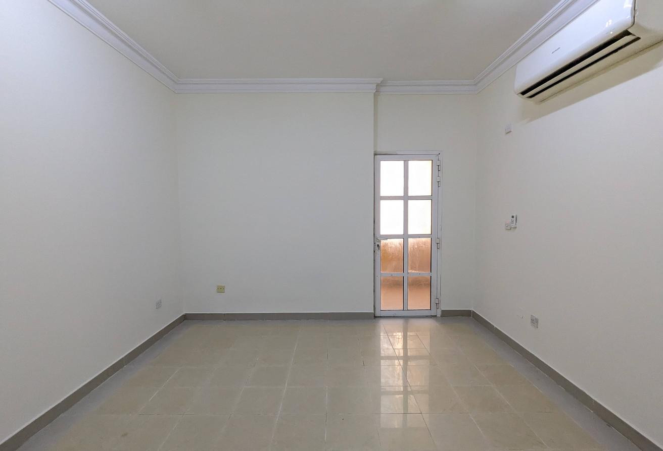 Cheapest price 3BHK for family near to metro - Apartment in Al Sadd Road