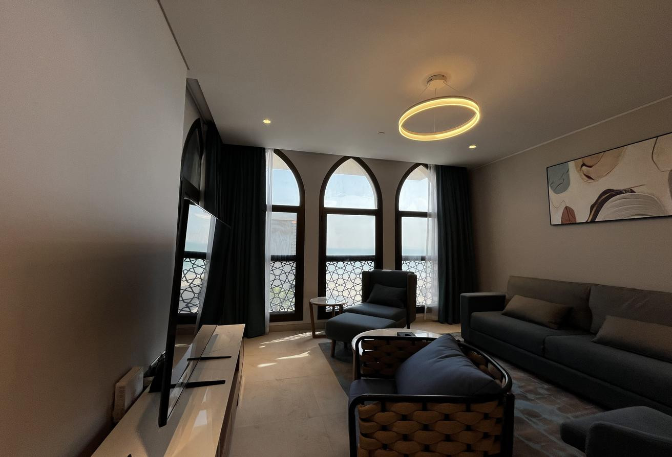 Seaside Elegance | 1BR at La Plage | INC BILLS - Apartment in Viva West