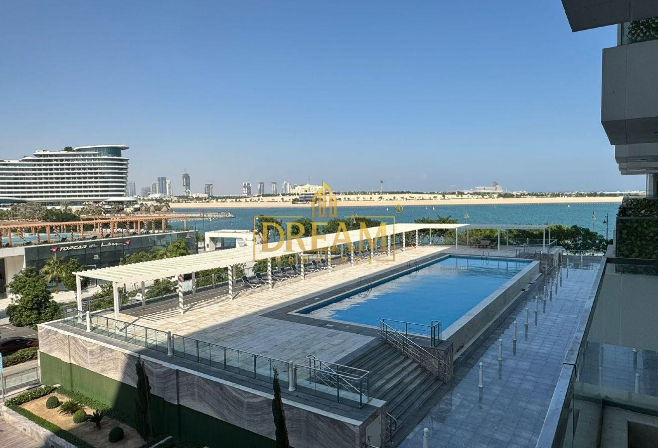 Premium 1BHK Apartment | Balcony with Sea View - Apartment in Marina District