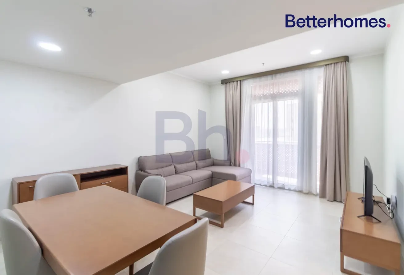 SPACIOUS | 1 BEDROOM | FULLY FURNISHED| FREE MONTH - Apartment in Fox Hills