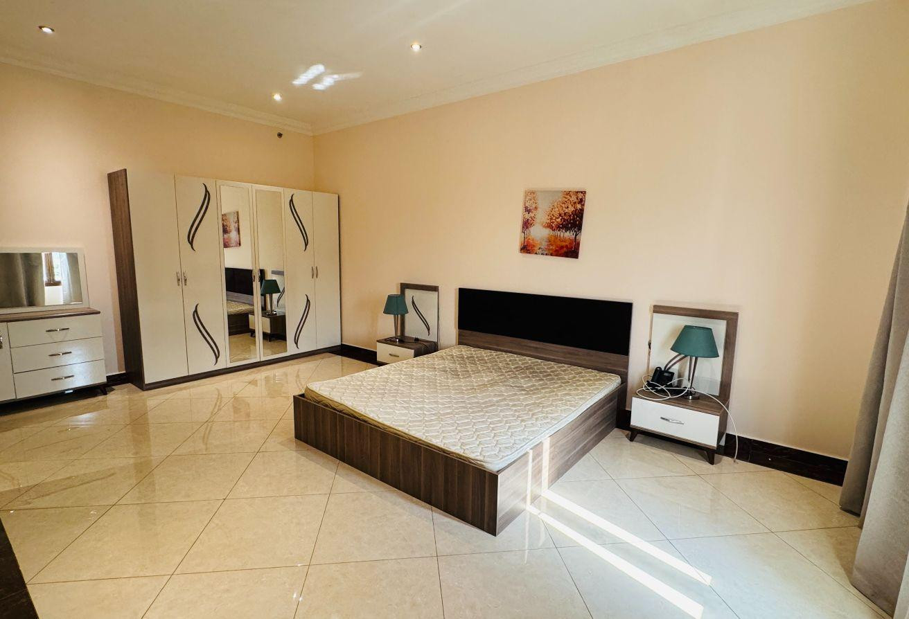 1 BHK Fully Furnished Apt in UMM GHUWAILINA - Apartment in Al Aman Street