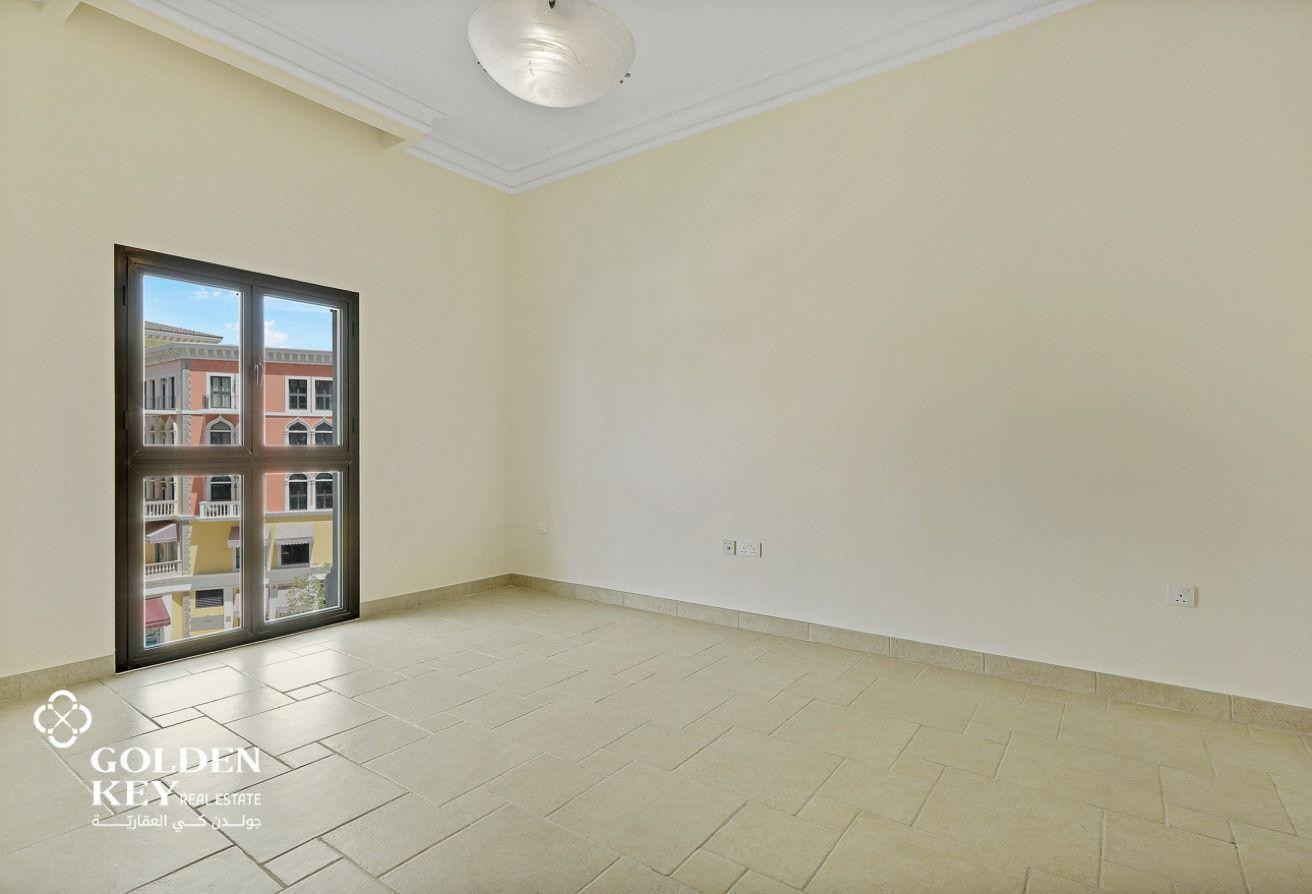 Open Layout | Semi-Furnished | 1BHK with Balcony - Apartment in Chateau