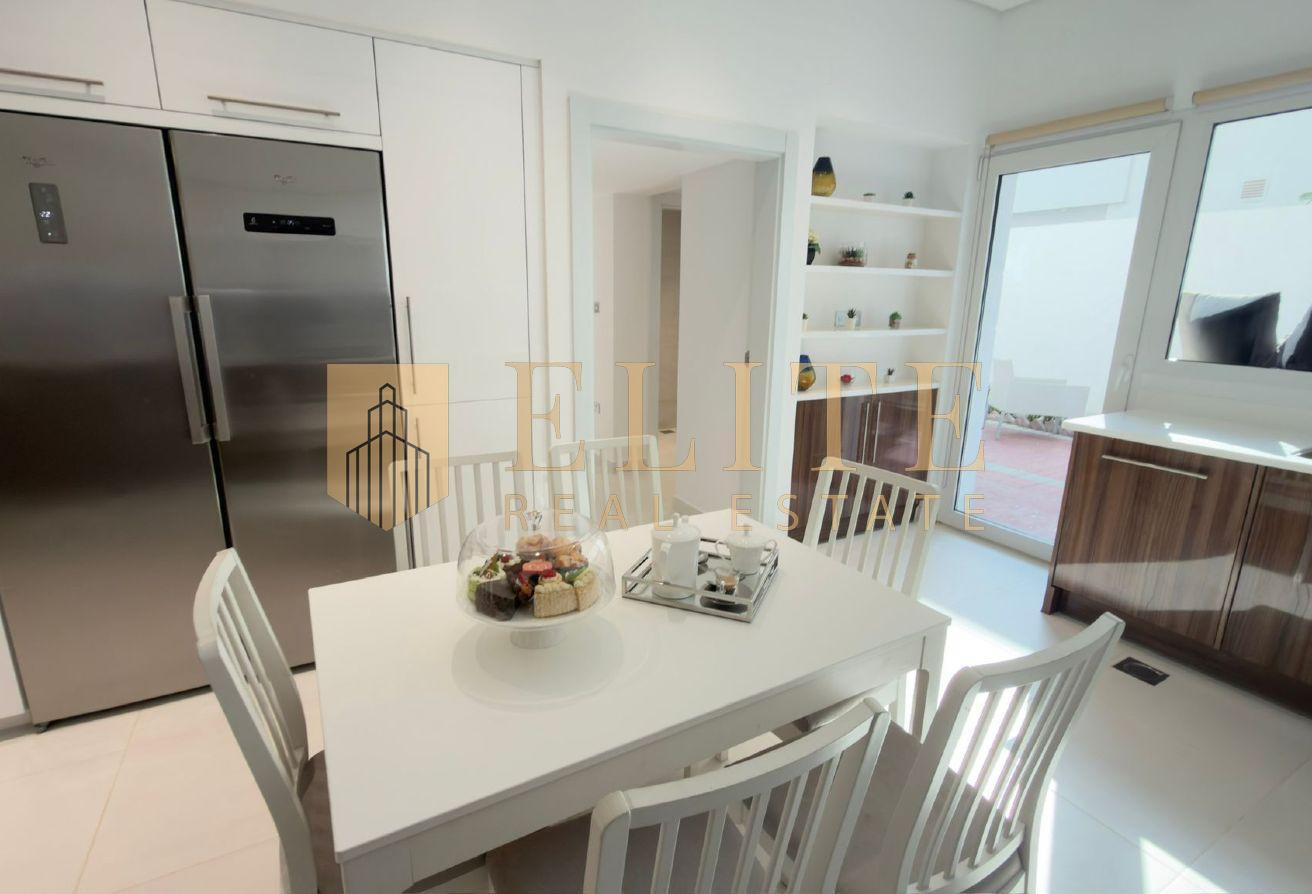 Prime Location, 5BR Villas near Aspire Zone