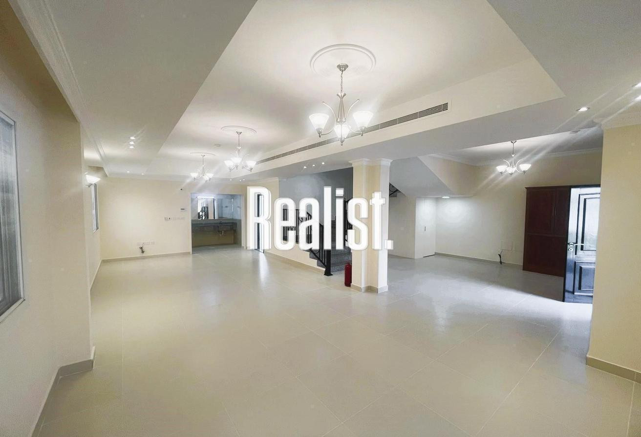 3 BHK VILLA I SF I IN CLEAN COMPOUND +1 MONTH FREE - Villa in Souk Al gharaffa
