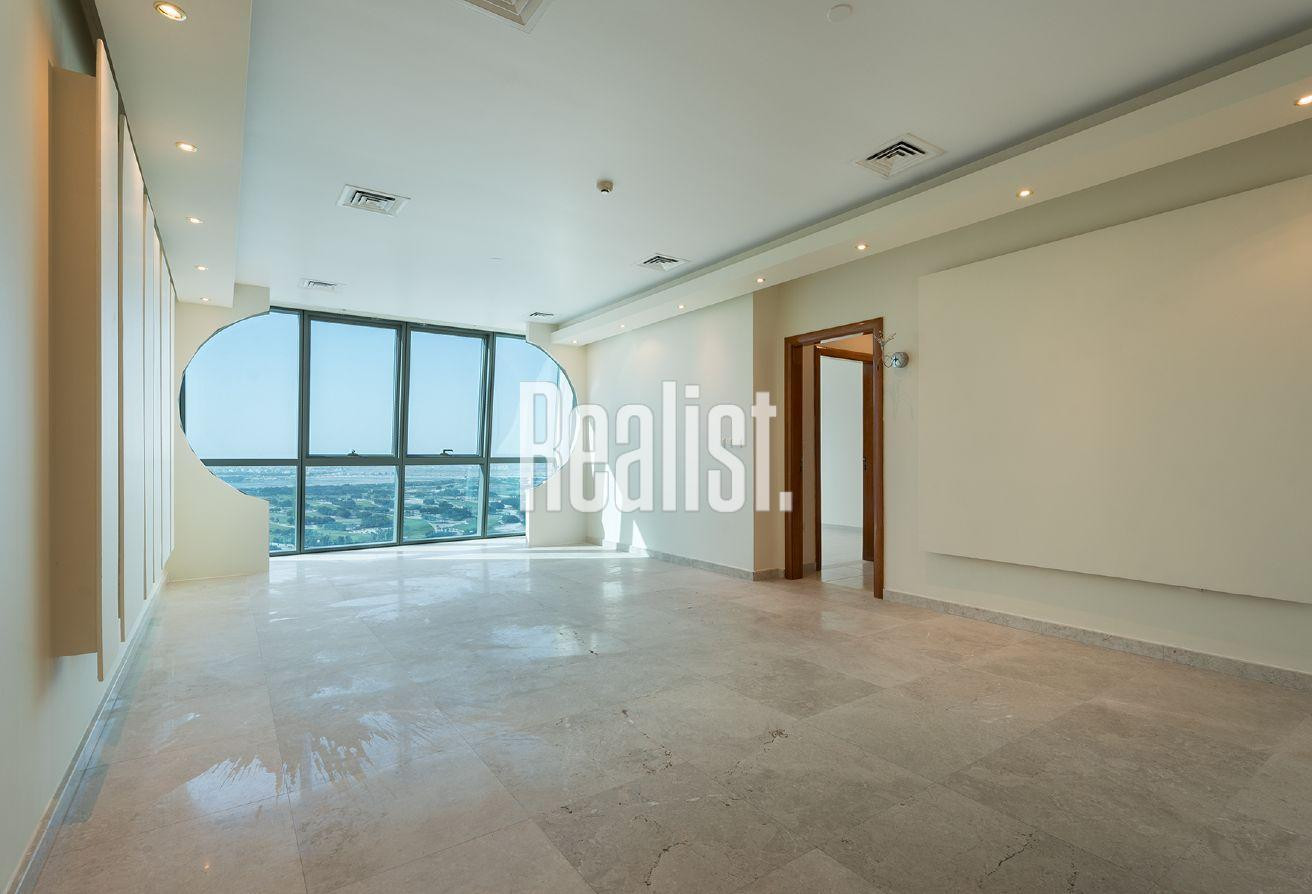 3BDR+1MAID ROOM/FULL FURNISH/SEA VIEW/NEAR LUSAIL