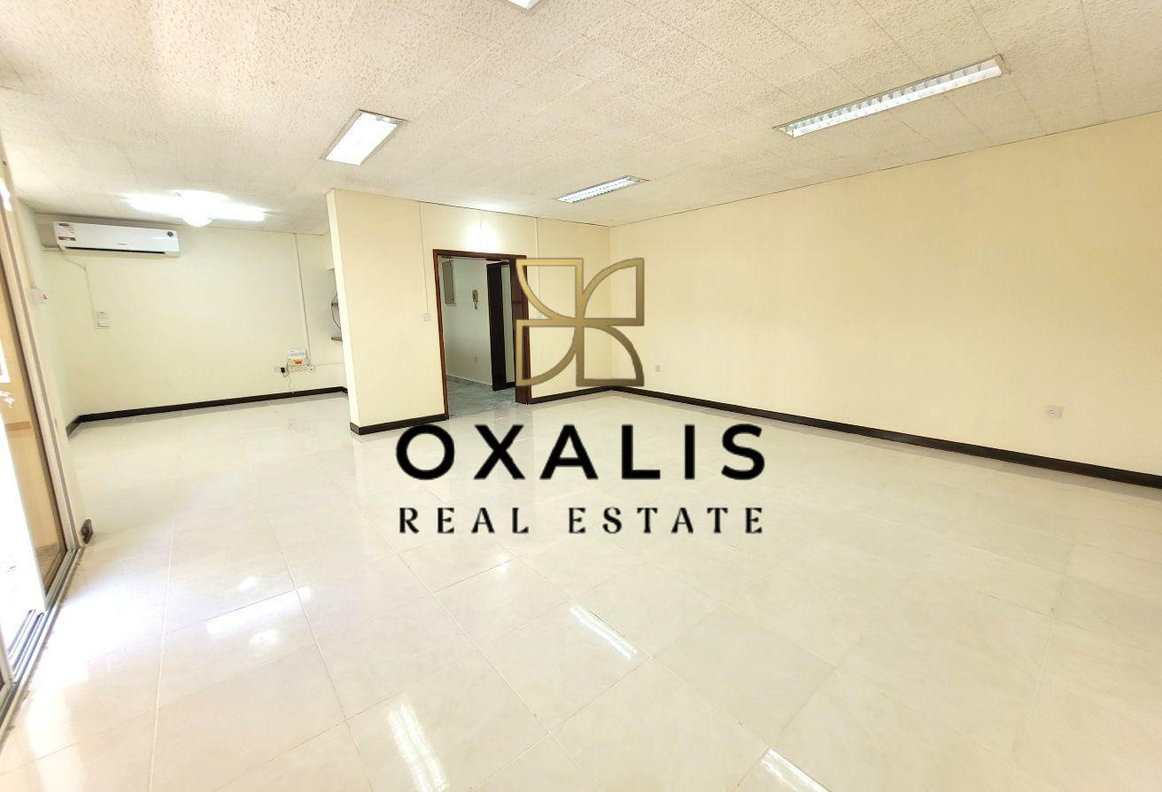 BRIGHT AND SPACIOUS 3 BHK+BALCONY | SEMI FURNISHED