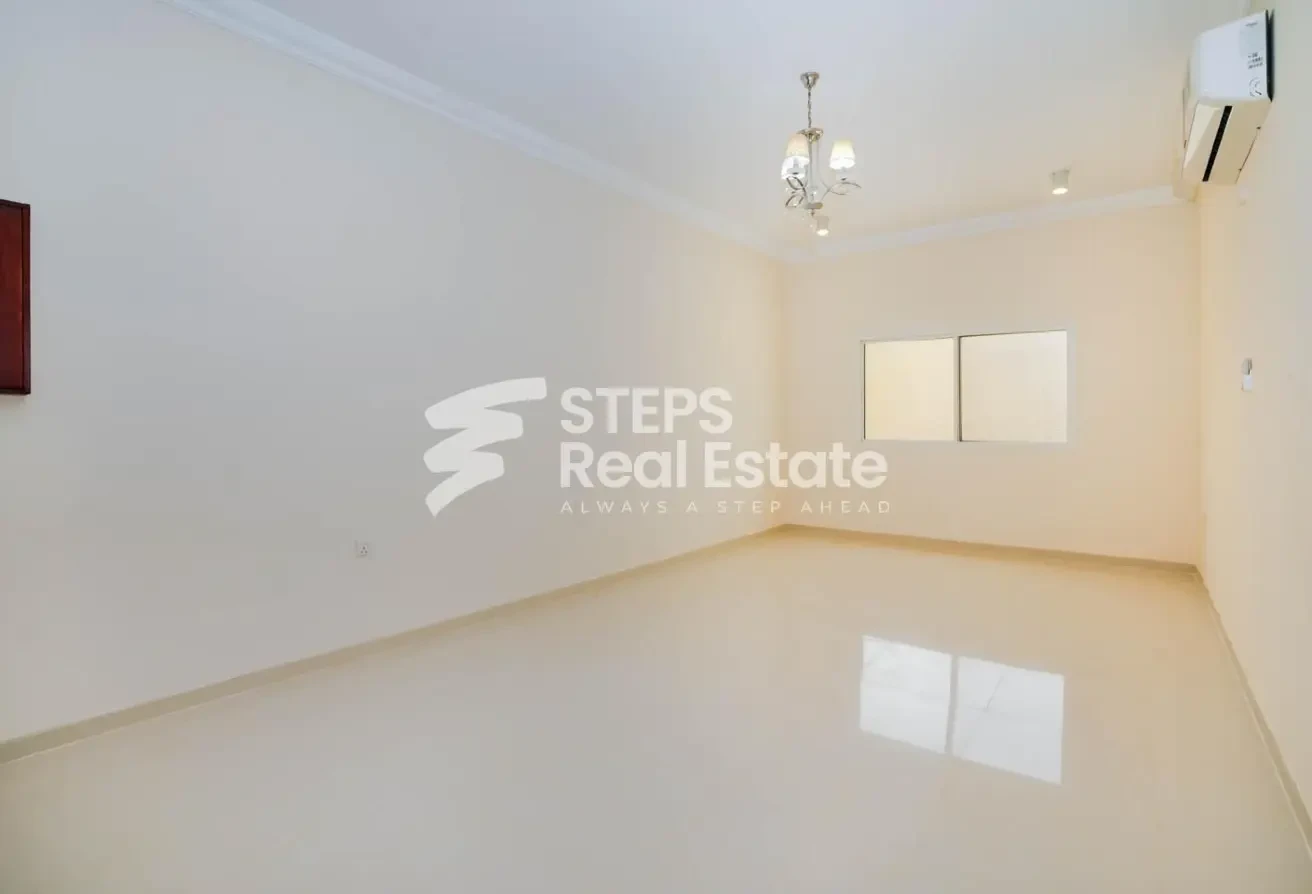 Semi-Detached Villa with Maid&#39;s Room in Nuaija - Villa in Al Nuaija