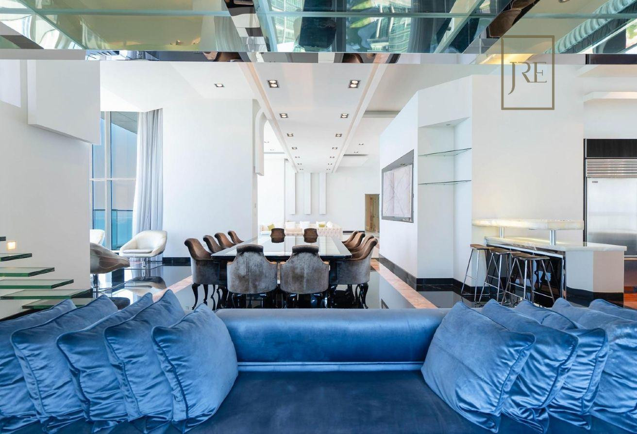 Modern Masterpiece Penthouse - Panoramic Sea View - Penthouse in West Bay