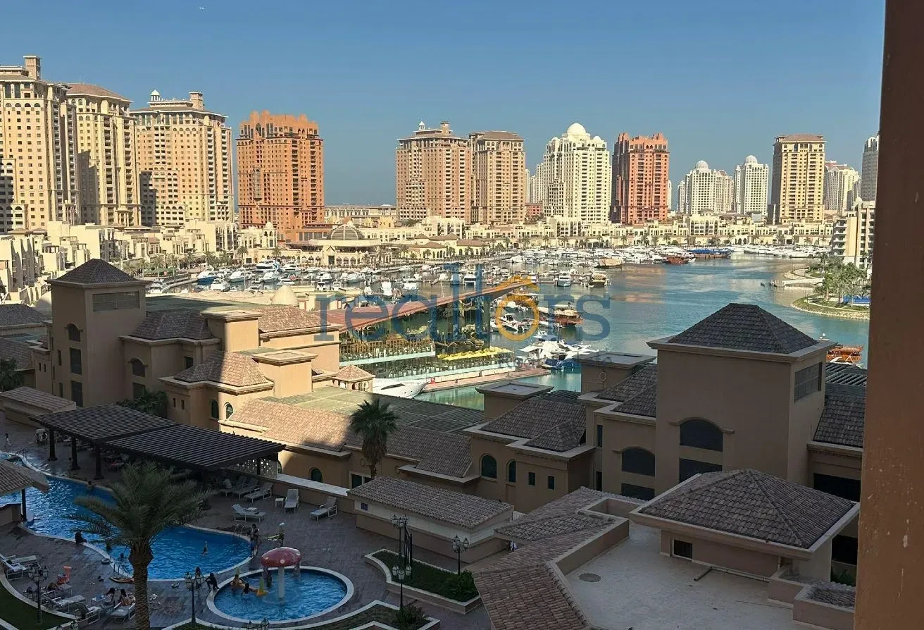 Amz Price 2-Bed with Partial Marina and Pool View - Apartment in East Porto Drive