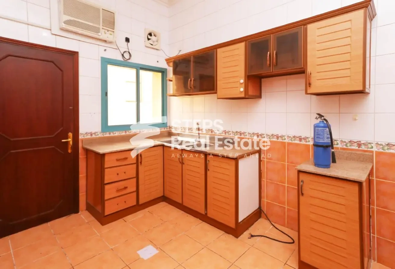Semi Furnished Villa for Rent with Maid&#39;s room - Villa in Al Maamoura