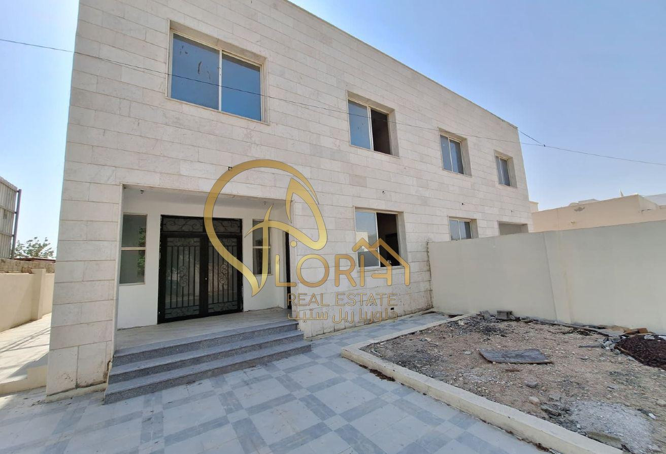 Brand New Spacious Family Villa For Rent | 13K - Villa in Doha