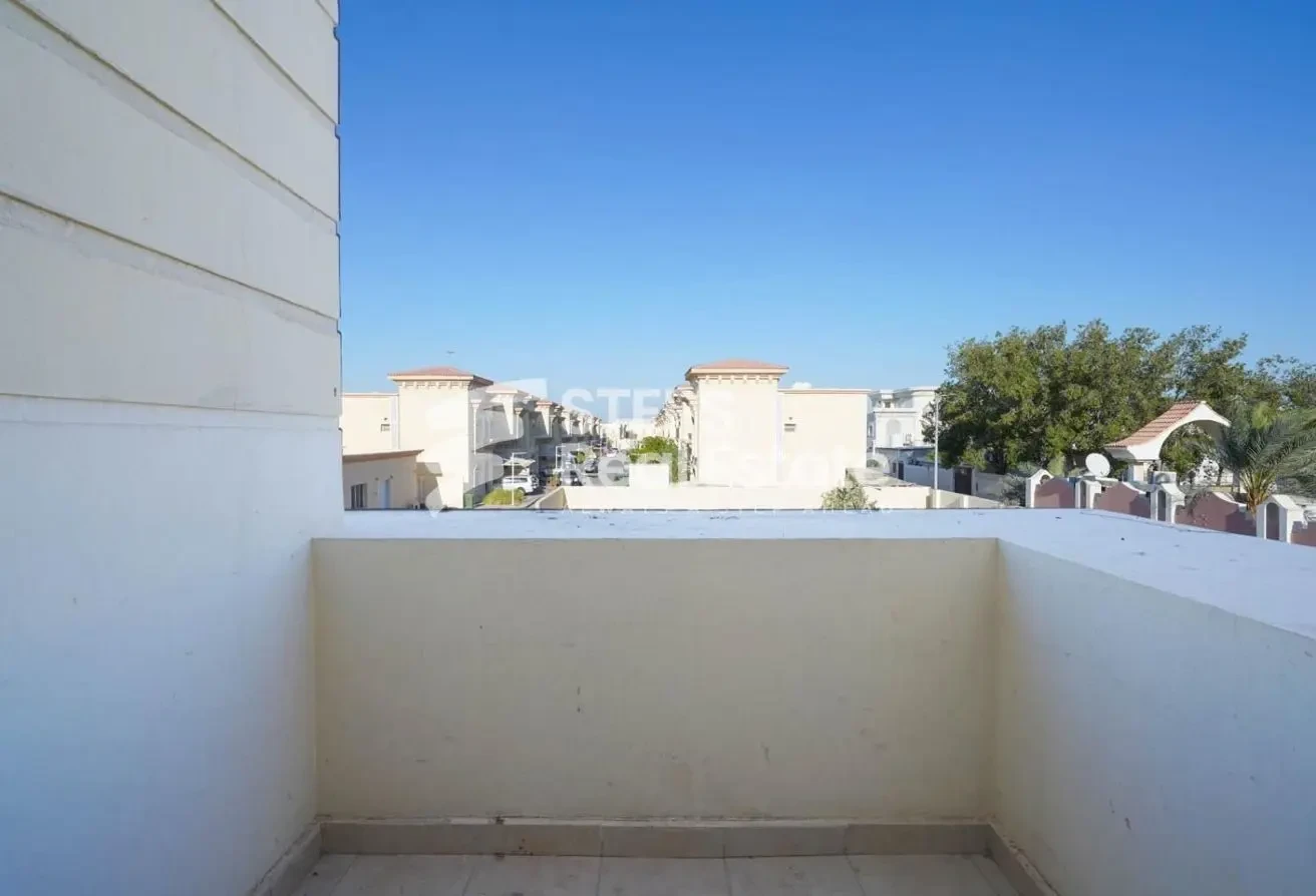Spacious Villa with Maids Room for Rent in Muraikh - Villa in AlMuraikh