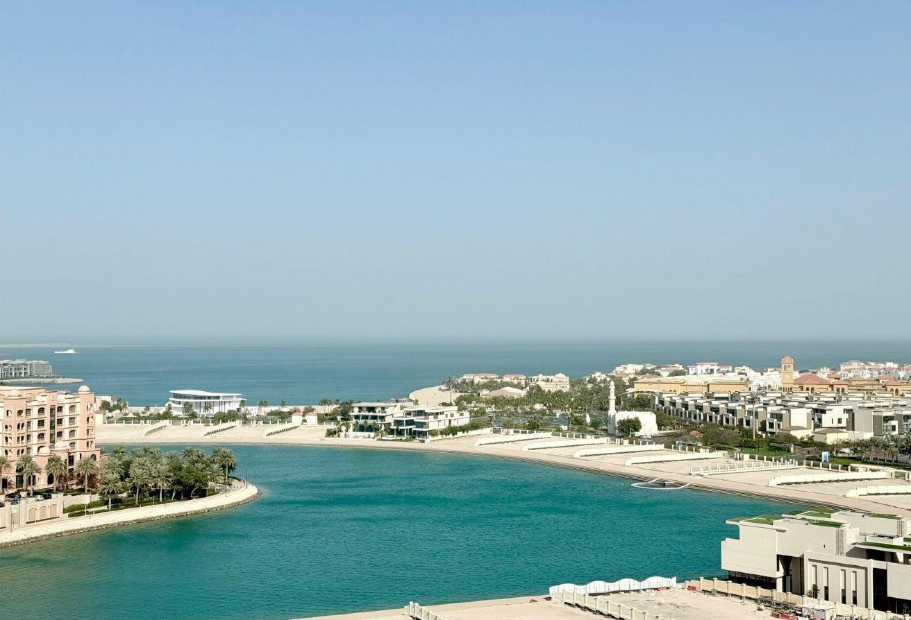 Balcony ✅ Fully Furnished | Porto Arabia