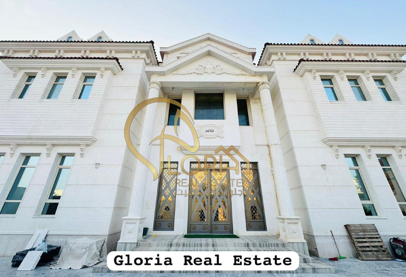 Spacious Service Villa for Sale