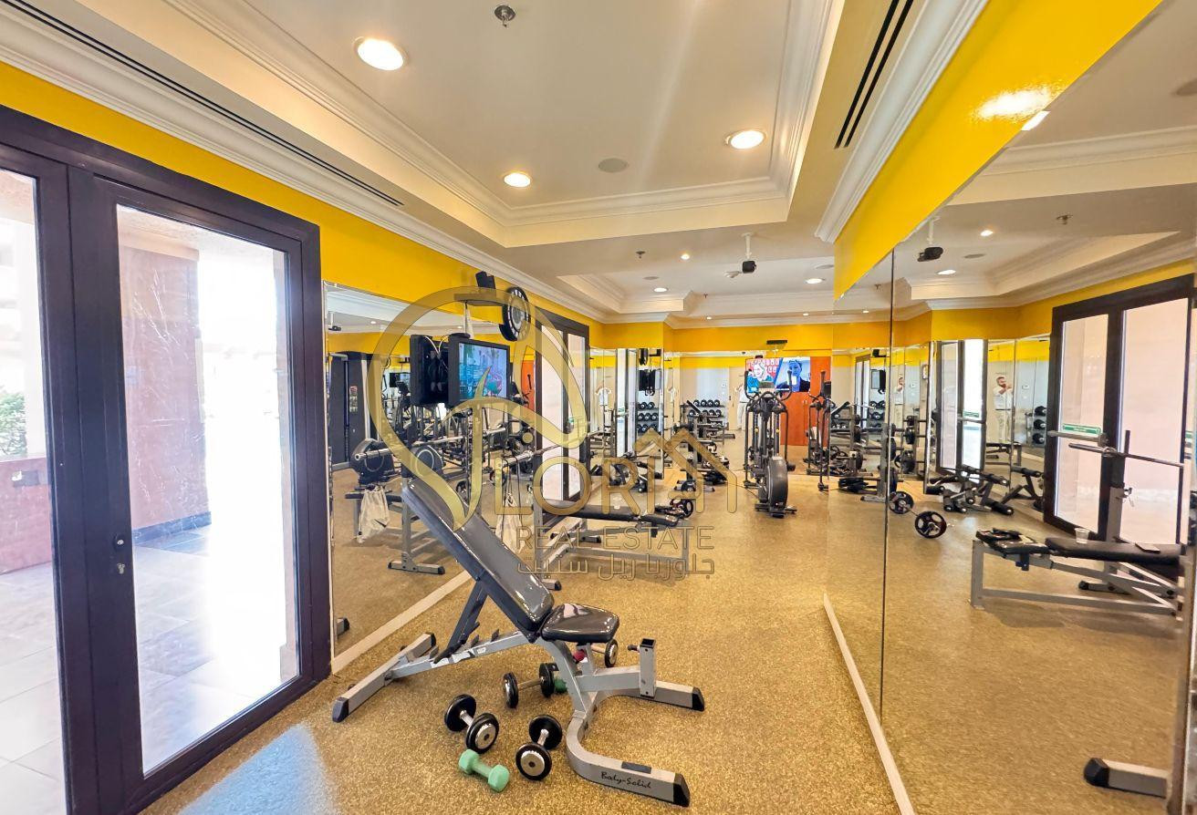 For Sale | 1BR Apartment in The Pearl | Prime View - Apartment in East Porto Drive