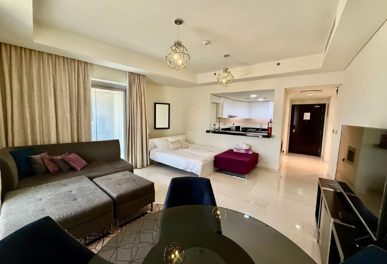 CLEAN AND COSY ONE BEDROOM / BALCONY - Apartment in Burj DAMAC Waterfront