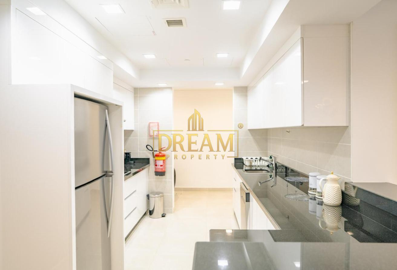 Luxury Sea View 1-Bedroom Apartment for Sale - Apartment in Viva Bahriya