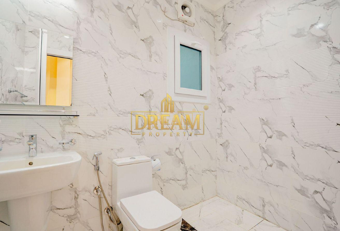 Elegant SF 3-Bedroom Apartment for Rent | Al Nasr - Apartment in Al Nasr Street