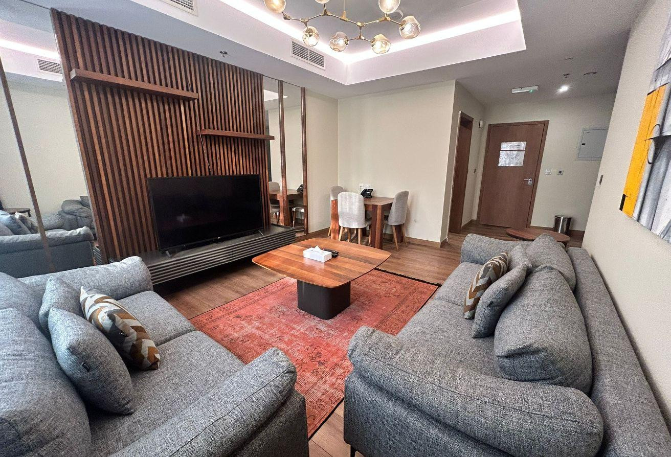 PRIME LOCATION FULLY FURNISHED NEAT SPACIOUS 1BHK - Hotel Apartments in Al Mansoura