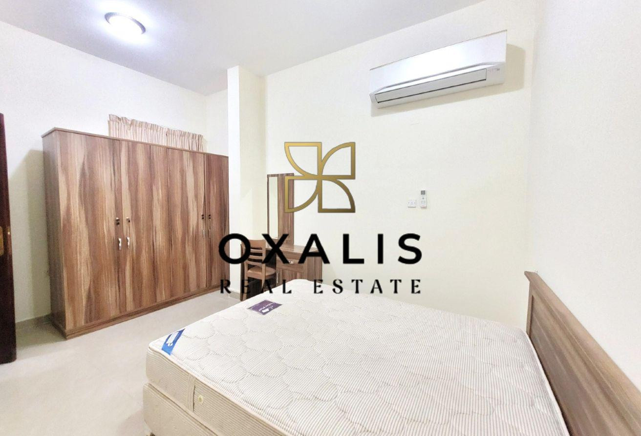 1 MONTH FREE | FULLY FURNISHED 2 BHK | FAMILY BLDG - Apartment in Tariq Street