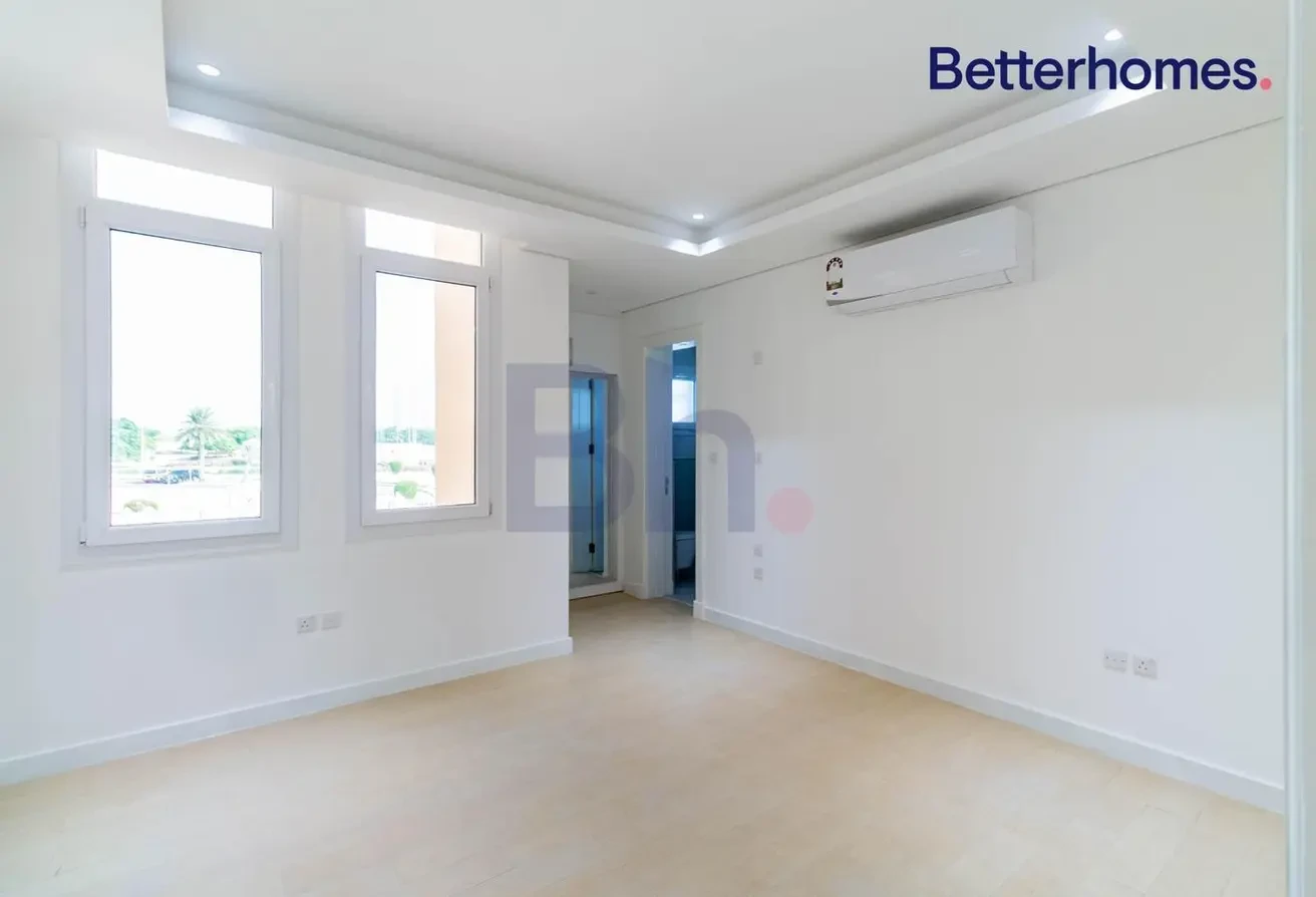 4 BEDROOMS | BEACH ACCESS | 1 MONTH FREE - Apartment in West Bay
