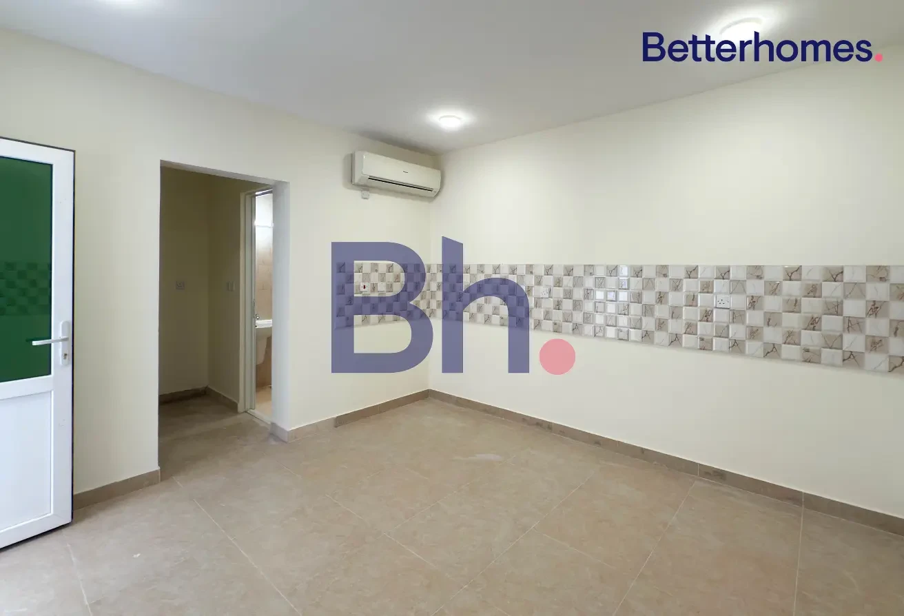 SPACIOUS 6BR WITH MAID VILLA | UMM SALAL MOHAMMED - Apartment in Al Ebb