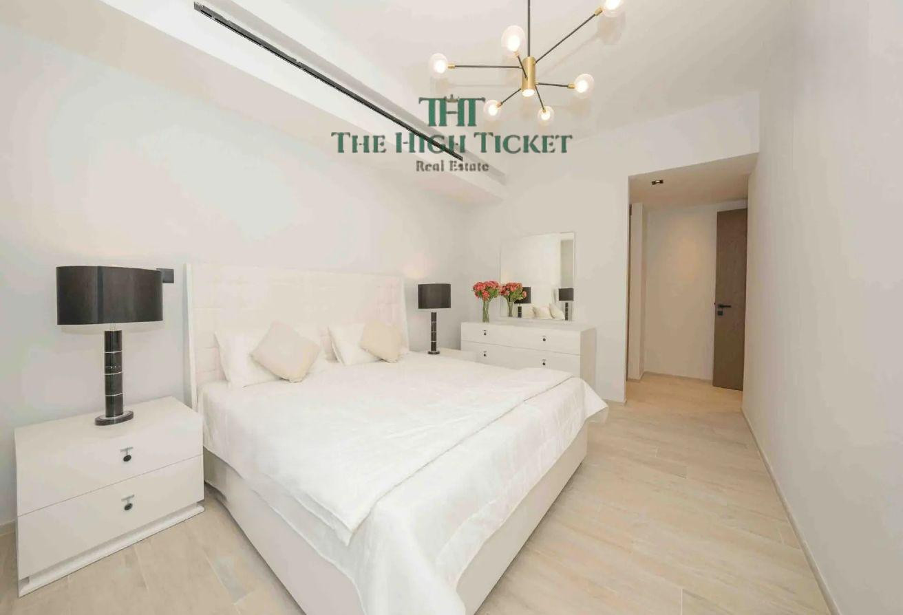 High Floor 2BR Apartment Sea View | Included Bills