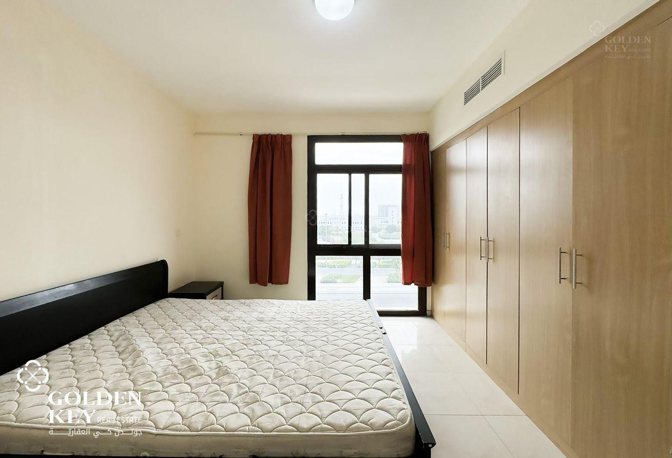 Furnished 3BHK with 2 Balconies | Large Layout - Apartment in Fox Hills