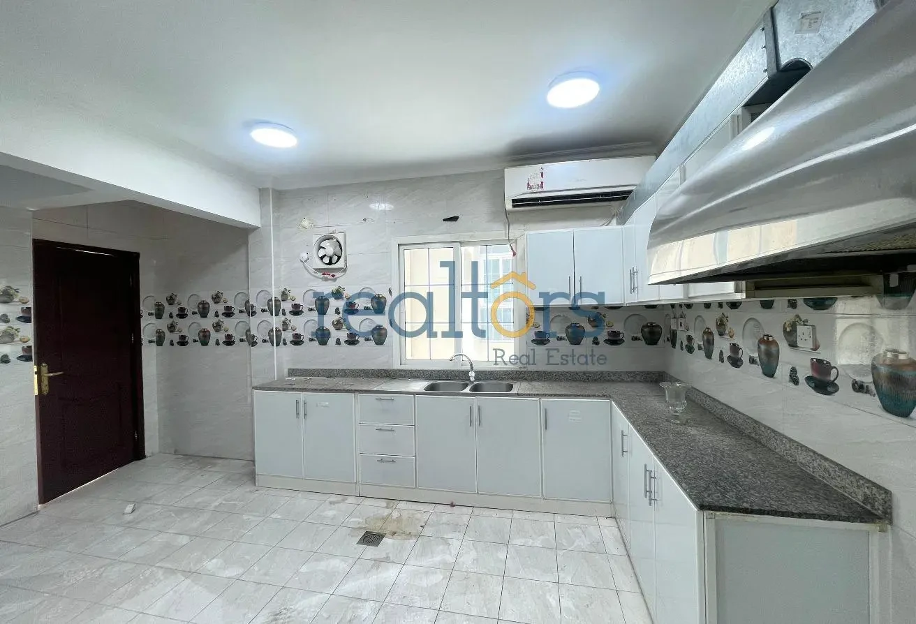 Spacious and Luxury 5 + Maid Standalone Villa - Villa in Al Waab Street